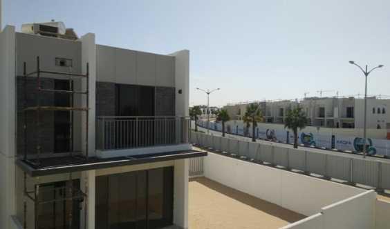 4 Bedrooms Maids Spacious Villa In Juniper