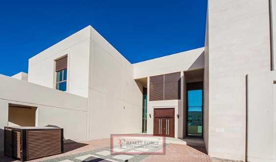Exclusive Corner Villa Landscaped Garden Typeb