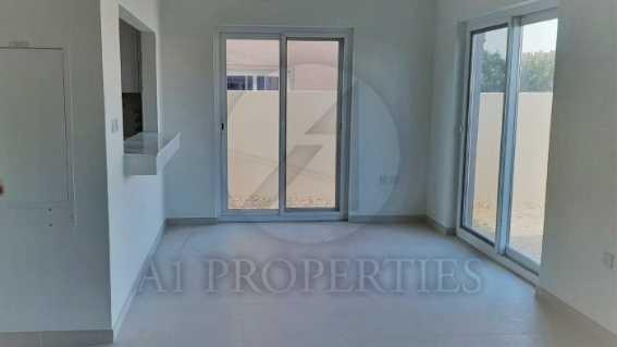 Spacious BRand New 3 Bedrooms Maid Ready To Move