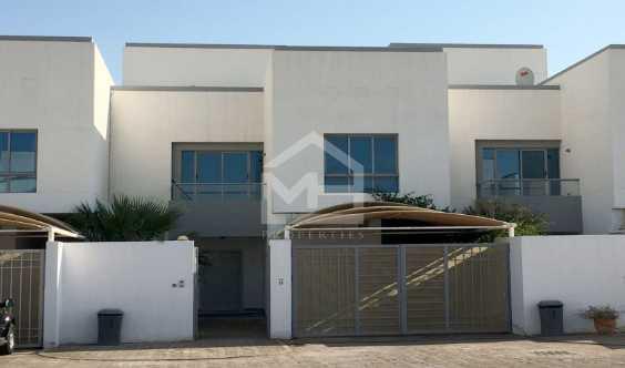 Exclusive 4mw Garden In Gated Community