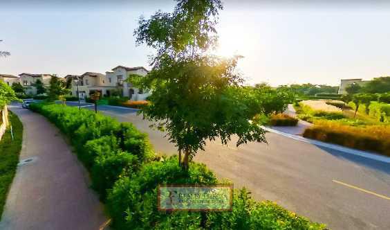 BRand New 3 Bedrooms Townhouse Close To Park