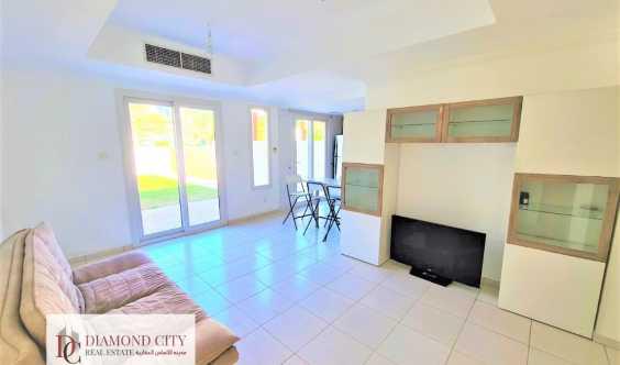 Quiet Location Upgraded Kitchen Close To Pool