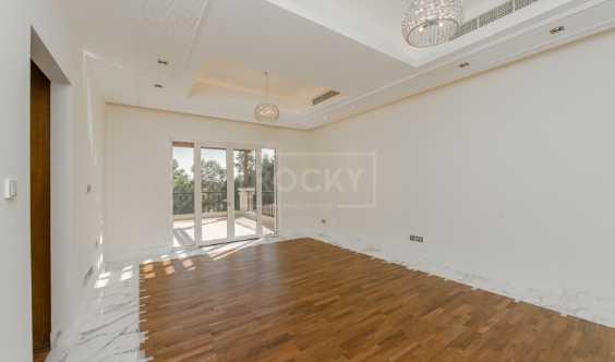Villa With Home Theater And Miele Kitchen In Jge