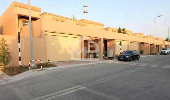 Huge Private 3mw 2 Cars Garage Parking in Dubai