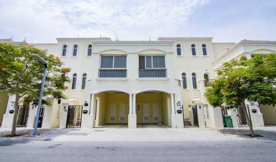 High Standard 3 Bedrooms Bayti Townhouse Pool View