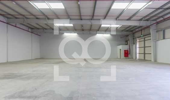 Warehouse Commercial Industrial For Rent In Al Sajjah