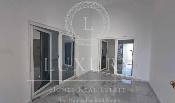 Magnificent Luxurious BRand New Prestigious Villa