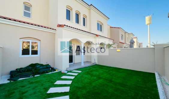 Exclusive 2 Bedrooms Wit Maid Single Row BRand New Landscaping