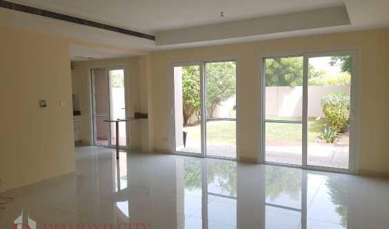 Part Upgraded Opp Pool Park Immaculate Villa