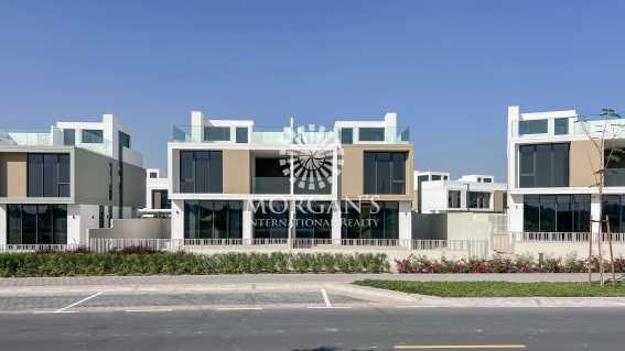 Single Row With Fully Open View For Rent in Dubai