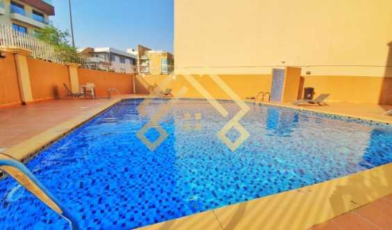 Elegant Townhouse With Private Pool Is Available For Rent