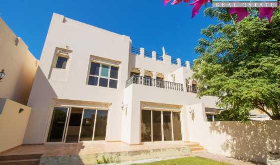 Spacious Four Bedroom Townhouse With Golf Course Views