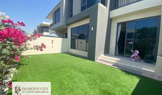 Landscaped Beautiful Villa Perfect Condition