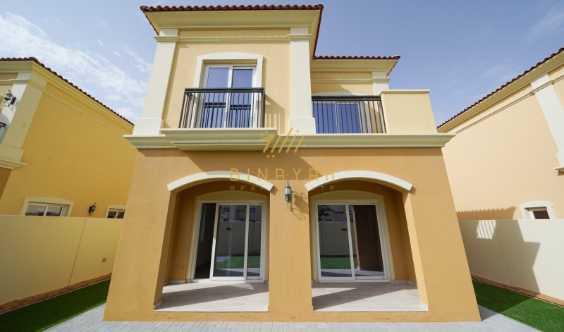 New Villa Spacious Single Row 3 Bedrooms in Dubai