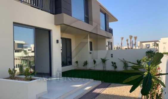 Available Now Quiet Location Maid Room Type 2m