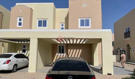 For Rent 4 Bedrooms Amaranta Town House P16