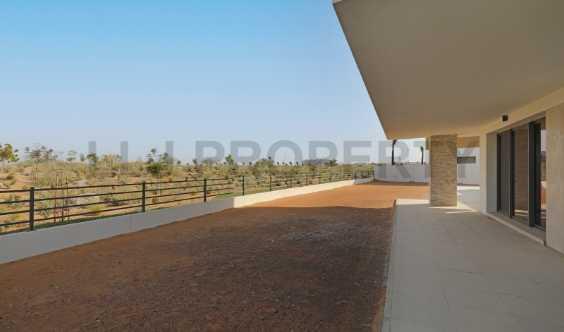 Golf View BRand New Villa With Large Garden