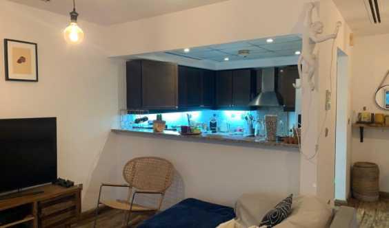 Upgraded 1 Bedroom Th Converted Toa2 Bedrooms