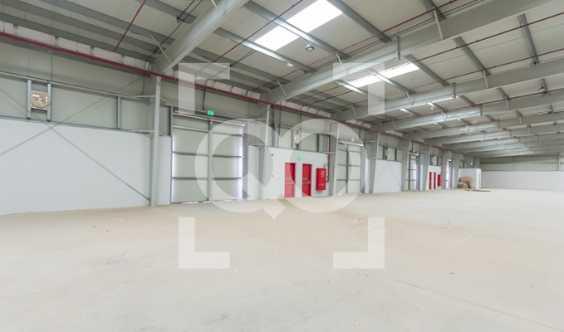 Medium Size Warehouse For Rent In Al Sajah Sharjah