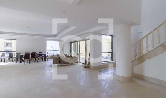 Full Sea View High Floor Biggest Size Vacant