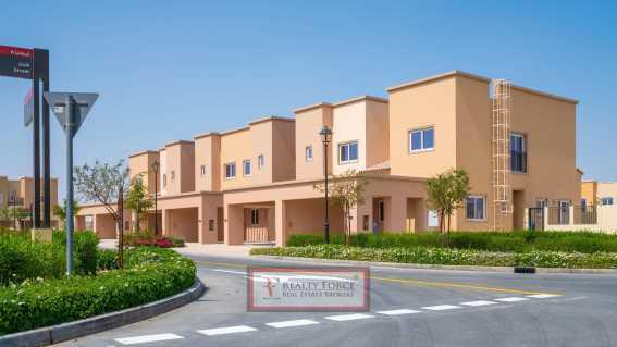 Corner Unit Vacant 3 Bedrooms Plus Maid Close To Pool