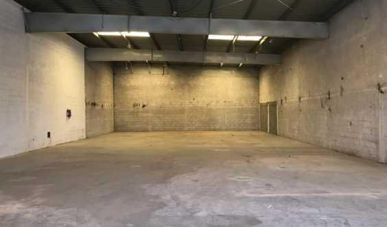 4,030sqft Warehouse Available In Industrial Area 13 Behind Al Shola Schoo