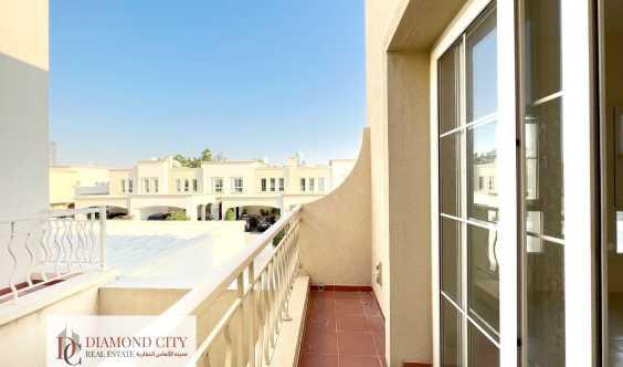 Lovely 4m Villa Low Maintenance Garden in Dubai