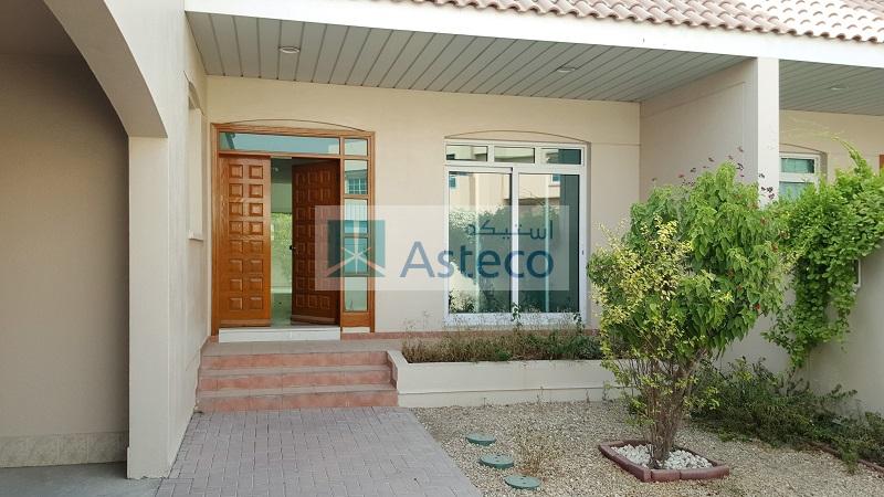 Private Garden Compound Villa Inear Community Park