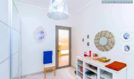 Fully Furnished Ready To Move Into Well Maintained