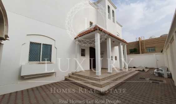 Private Villa With Plenty Of Space And Light