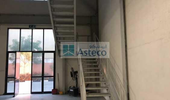 Central Air Conditioned Warehouse 2 Toilets Pantry