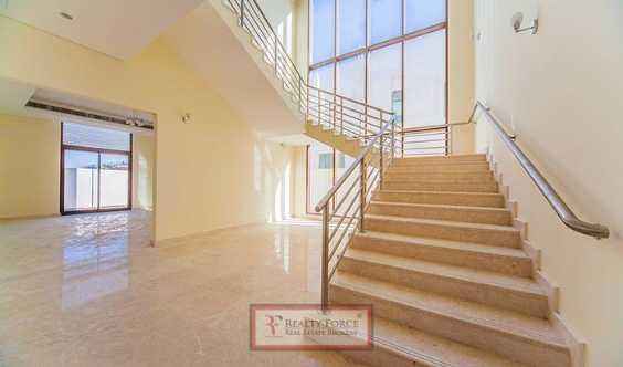 Exclusive Corner Villa Landscaped Garden Typeb