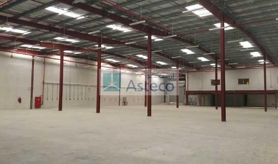 400 Kw Commercial Warehouse With Fitted Office