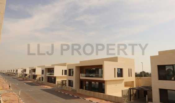 Rare Find Huge Modern Villa Officers Club in Dubai