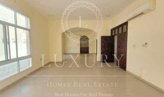 Amazing And Nice Community With Private Back Yard