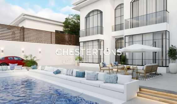 New To Market Superb Location Walk To Beach Move In April