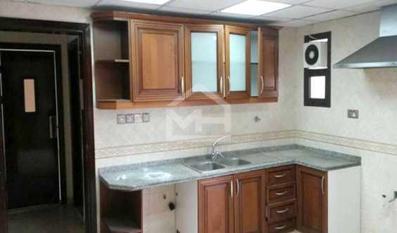 Big 4 Bedrooms W Shared Pool And Gym In Al Karama Area