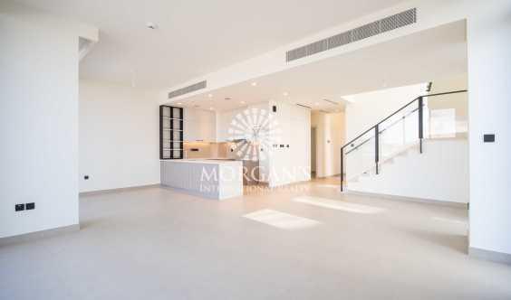 Single Row With Fully Open View For Rent in Dubai