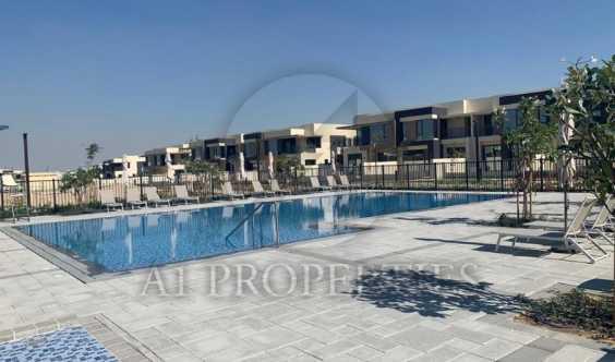 Available Now Quiet Location Maid Room Type 2m