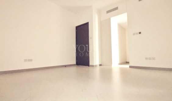 Luxurious And BRight Th With Modern Finishing