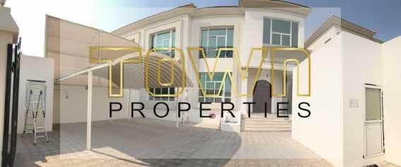 Stunning 5 Master Bedroom Villa In Khalifa City A