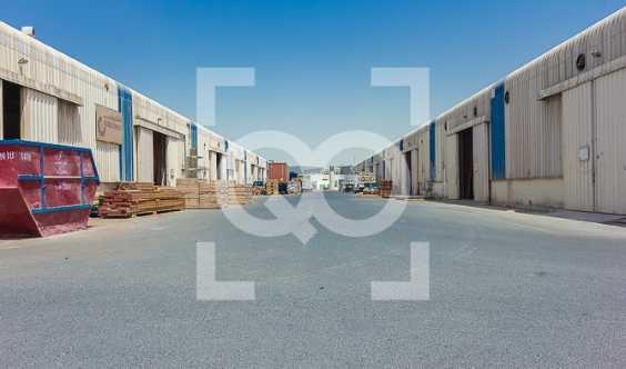 Large Warehouse High Quality Best Rental Price Dip