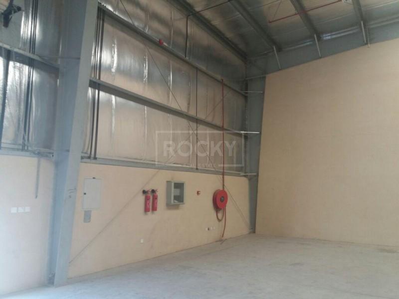Fitted Warehouse Storage In Dip to Rent