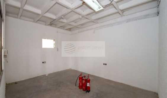 Vacant Clean Warehouse In Deira Open Shed No Tax