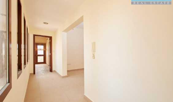Spacious Townhouse Bermuda Amazing Location Walk To The Beach
