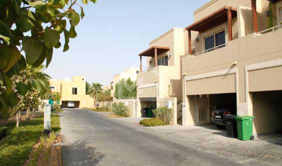 4 Bedrooms Type Aw Family Room In Sidra