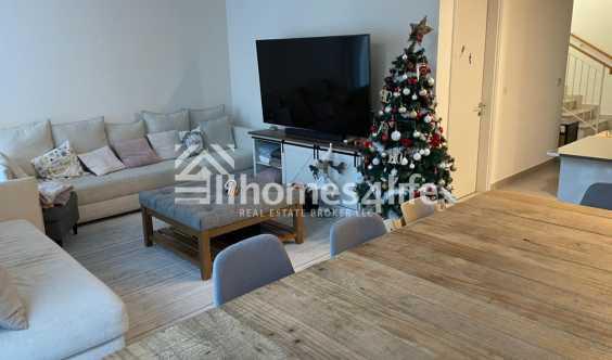 Genuine Available Villa No Agent Please in Dubai