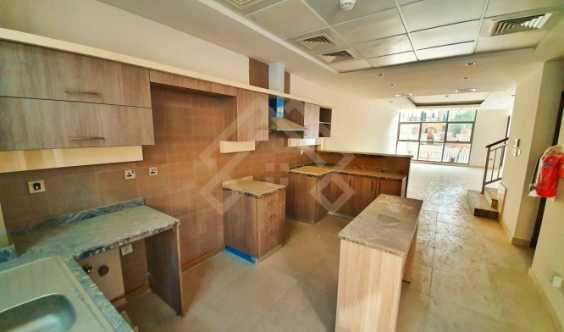 Luxury BRand New 4 Bedrooms Townhouse For Rent