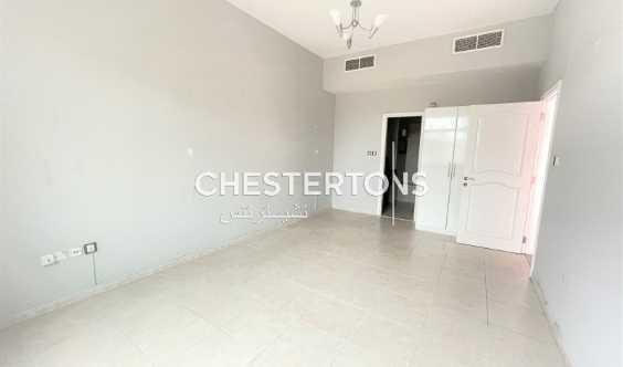 Fantastic Location Family Villa With Private Pool