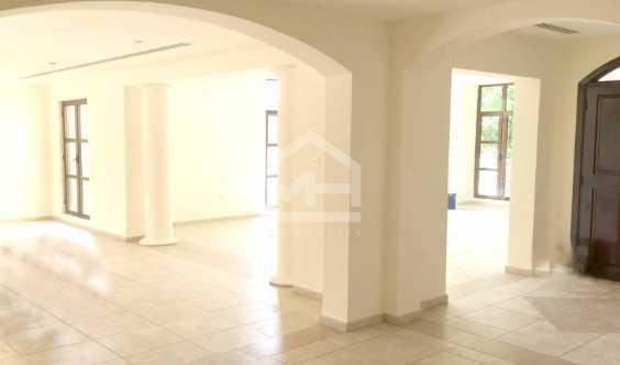 Elegant Huge 5 Bedrooms Mw Private Pool in Dubai